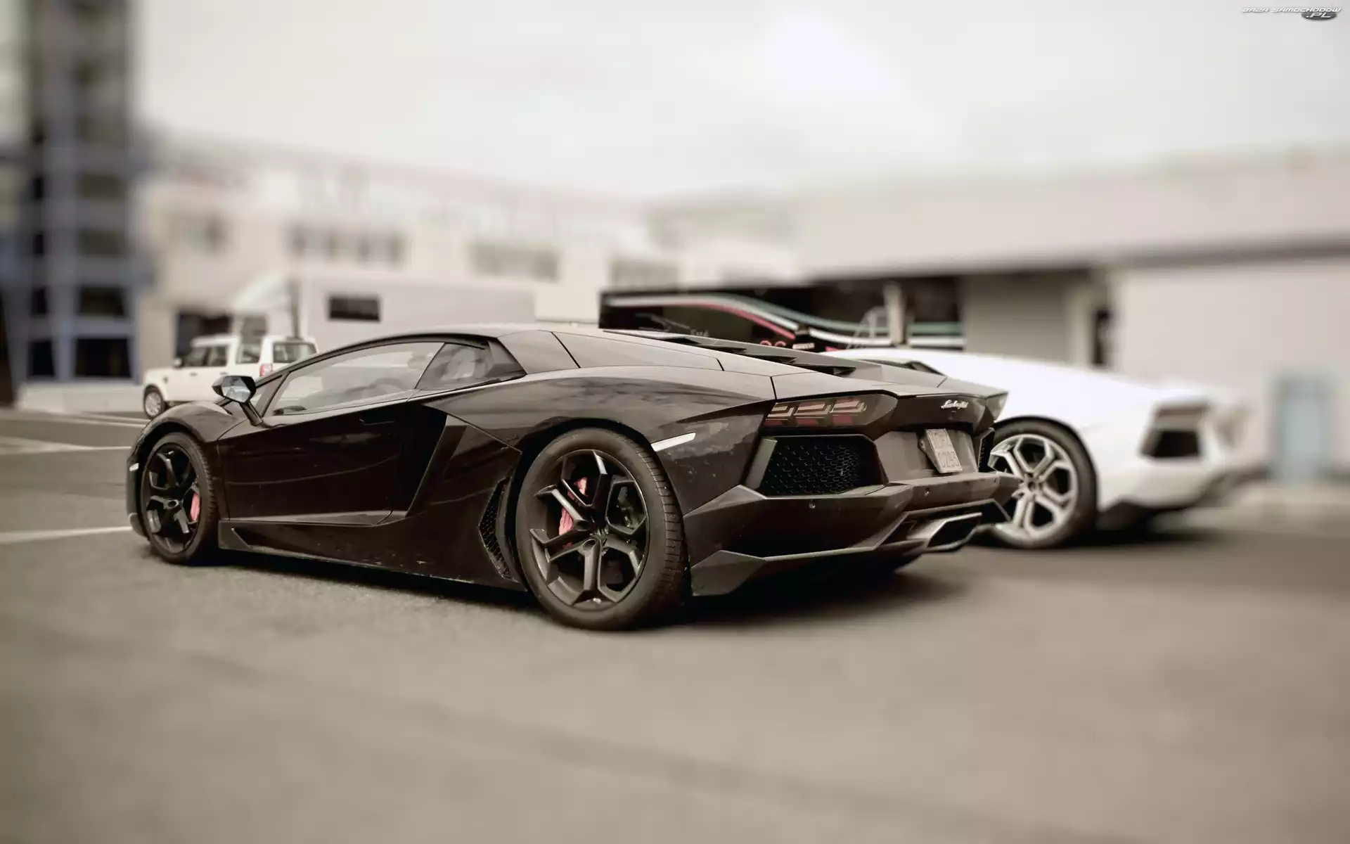 Czarne, Lamborghini Aventador